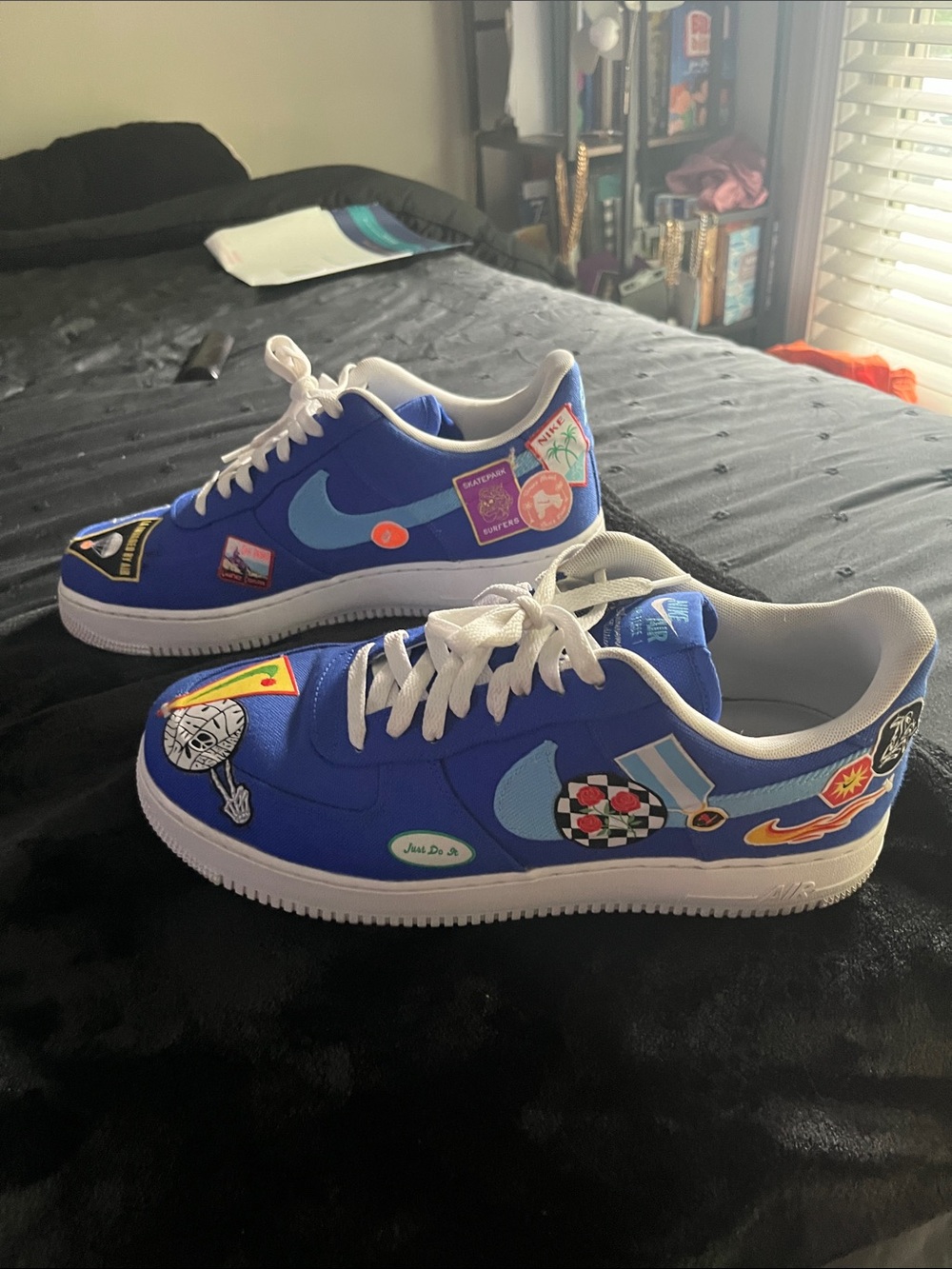 Nike Men’s Royal Blue Patchwork Sneakers - Picture 2 of 4
